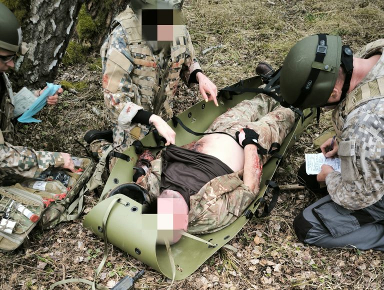 NMIOTC instructor in SOFCOM Medical Instructor Development Course